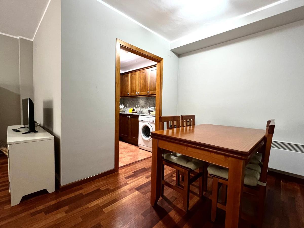 Apartamento Raval - L'Amfitriona Rialp Exterior photo